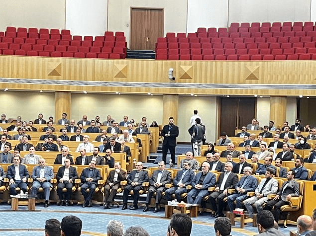 نقش بخش خصوصی و دولتی در توسعه صنعت و معدن